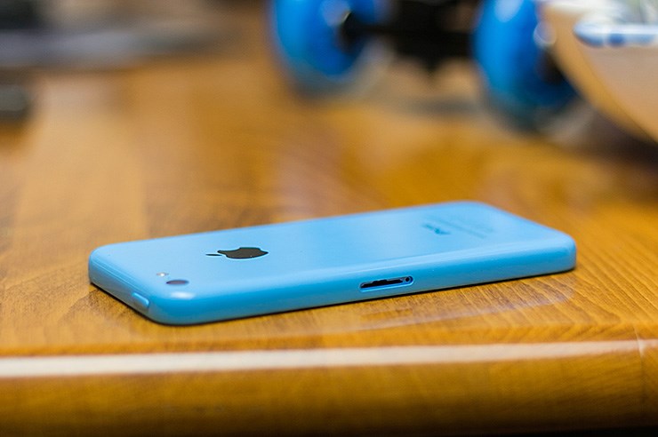 Apple iPhone 5C (5).jpg